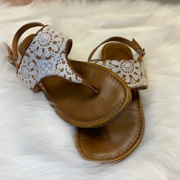 Cherokee Girls Sweet Summer Lace Sandals Size 4 - Picture 6 of 7